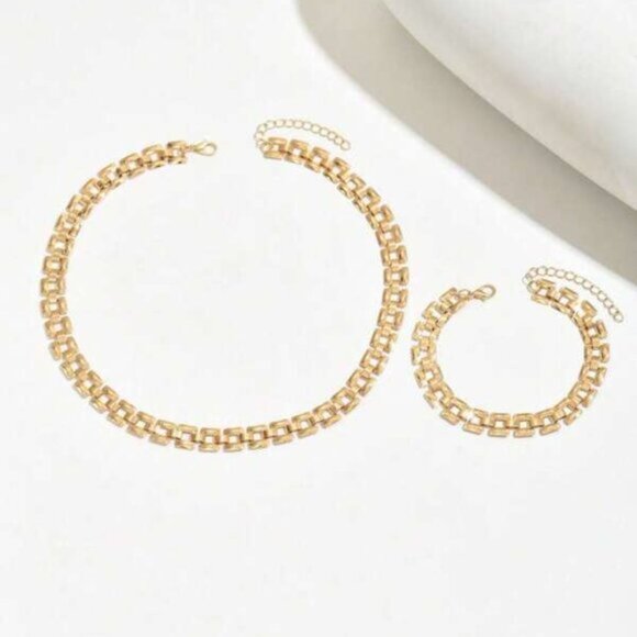 18K Gold Filled Box Link Necklace & Bracelet Set - Picture 4 of 4